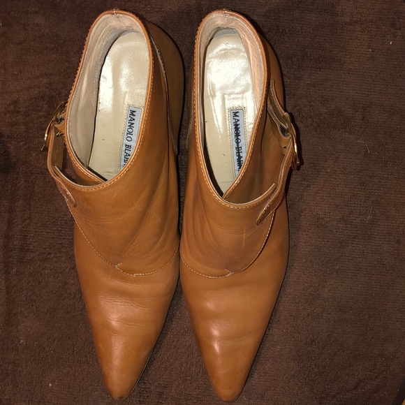 manolo blahnik ankle boots